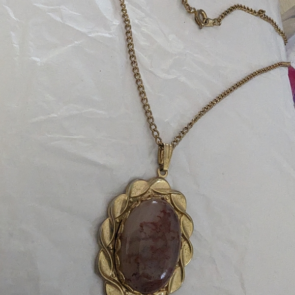 Gold and Brown/Purple Pendant Necklace - Picture 4 of 4